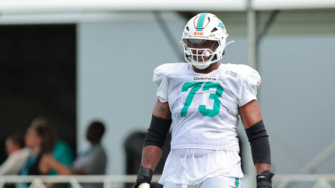 Miami Dolphins tackle Austin Jackson (73) works during practice at the Baptist Health Training Complex.