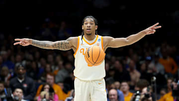Kentucky v Tennessee