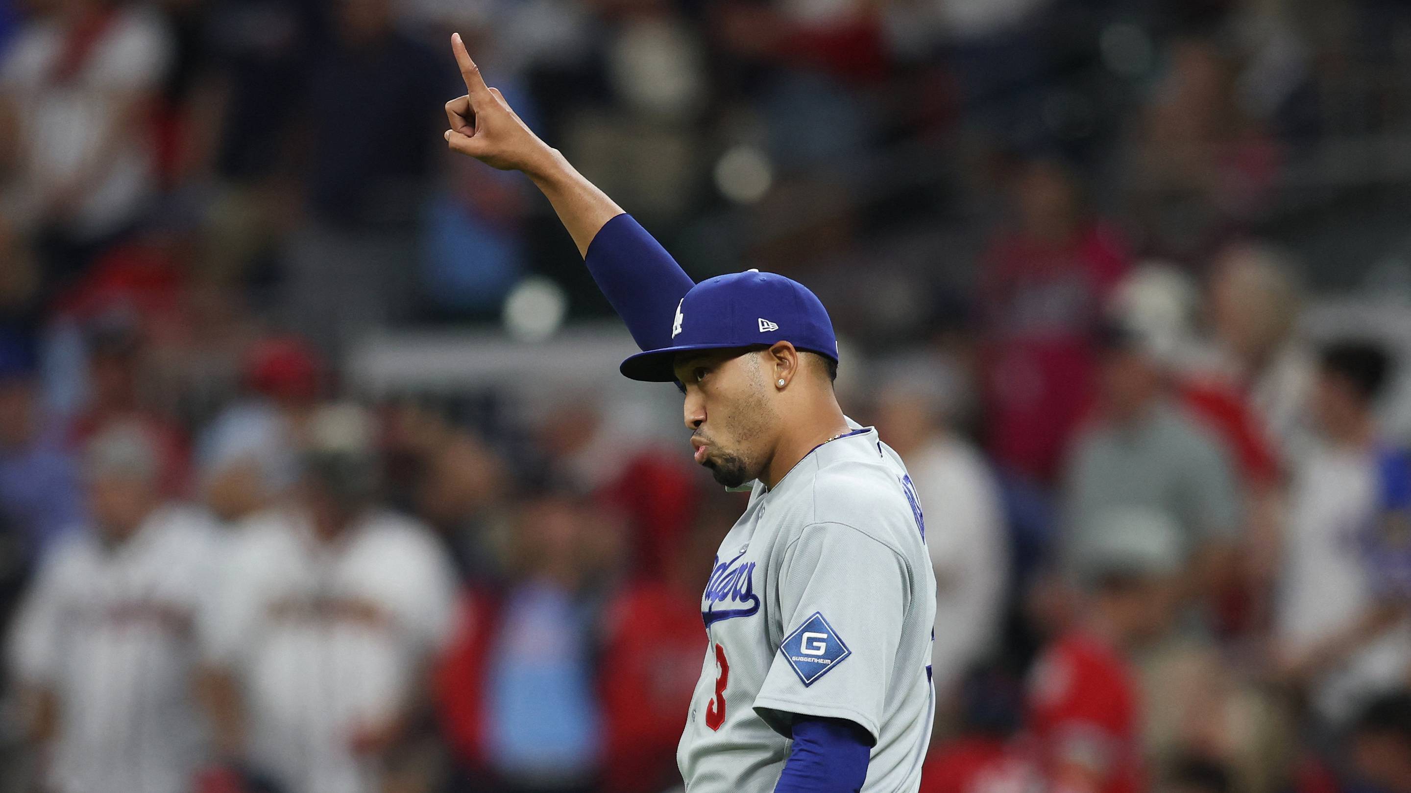 Return of prime Edwin Díaz is Mariners fans’ most confusing playoff rooting interest