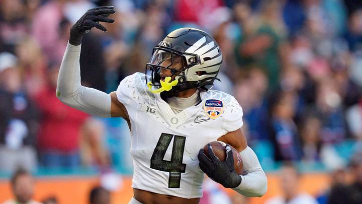 Oregon defensive back Brandon Finney Jr.