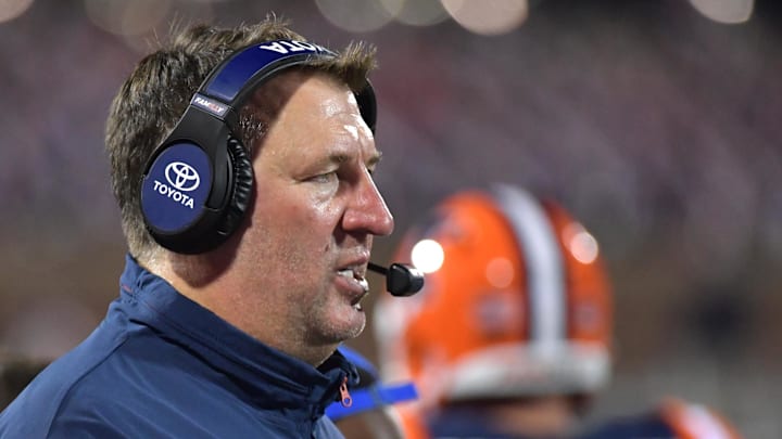 Aug 29, 2024; Champaign, Illinois, USA; Illinois Fighting Illini head coach Bret Bielema on the sidelines during the second half at Memorial Stadium. Mandatory Credit: Ron Johnson-Imagn Images Aug 29, 2024; Champaign, Illinois, USA; Illinois Fighting Illini head coach Bret Bielema on the sidelines during the second half at Memorial Stadium. Mandatory Credit: Ron Johnson-Imagn Images