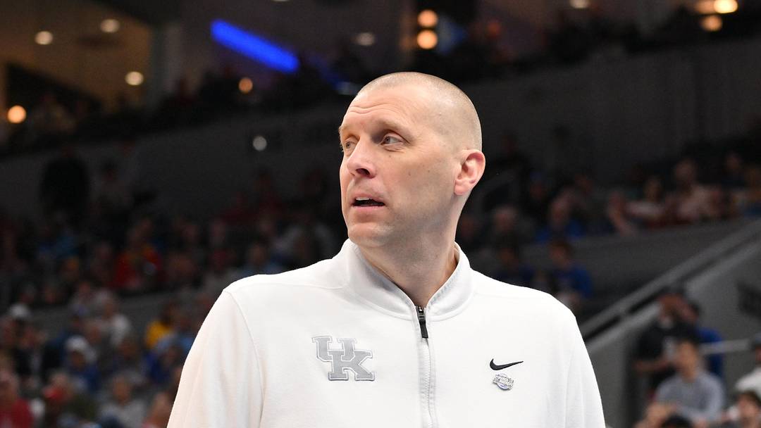 Kentucky Wildcats head coach Mark Pope