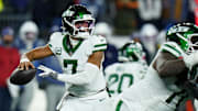 Nov 13, 2025; Foxborough, Massachusetts, USA; New York Jets quarterback Justin Fields (7) throws a pass against the New England Patriots in the fourth quarter at Gillette Stadium. Mandatory Credit: David Butler II-Imagn Images