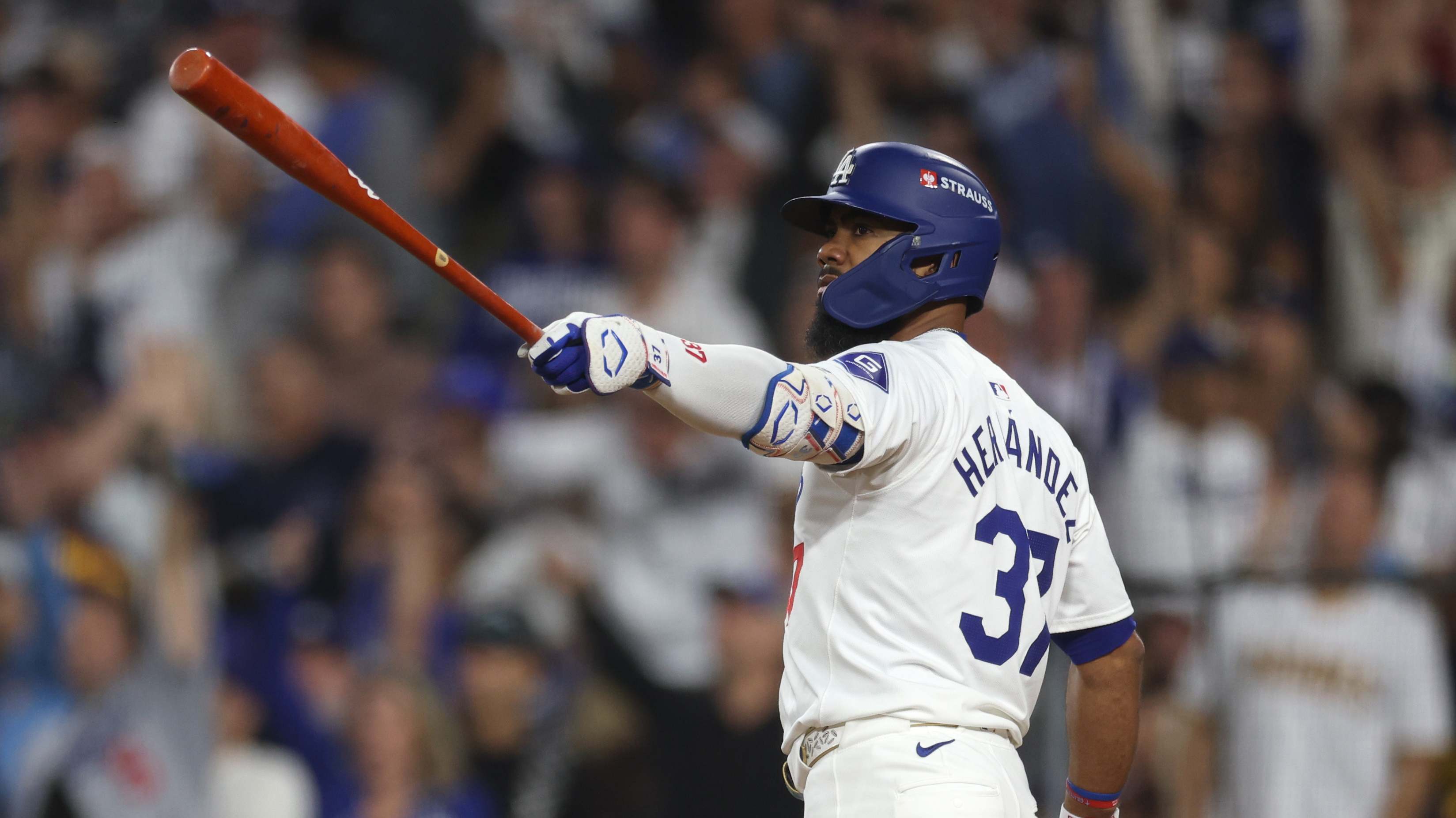 Teoscar Hernandez's agent takes misguided shot at Mariners during