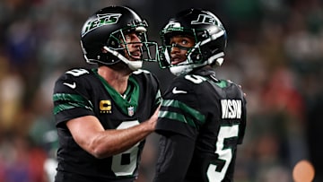 Aaron Rodgers and Garrett Wilson