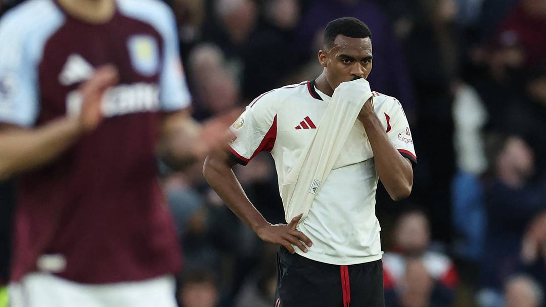 FBL-ENG-PR-ASTON VILLA-LIVERPOOL