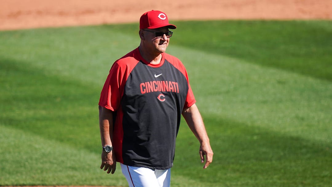 Cincinnati Reds manager Terry Francona (77) returns to the dugout from the pitchers mound in the fifth inning of a Cactus League game between the Cincinnati Reds and Seattle Mariners, Sunday, Feb. 22, 2026, at Goodyear Ballpark in Goodyear, Ariz. Cincinnati Reds manager Terry Francona (77) returns to the dugout from the pitchers mound in the fifth inning of a Cactus League game between the Cincinnati Reds and Seattle Mariners, Sunday, Feb. 22, 2026, at Goodyear Ballpark in Goodyear, Ariz.
