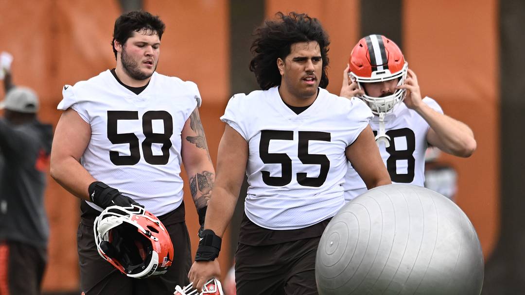May 8, 2026; Berea, OH, USA; Cleveland Browns tackle Austin Barber (58) and offensive lineman Spencer Fano (55) during rookie minicamp at CrossCountry Mortgage Campus. Mandatory Credit: Ken Blaze-Imagn Images