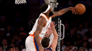 Phoenix Suns v New York Knicks