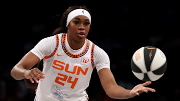 Connecticut Sun v New York Liberty