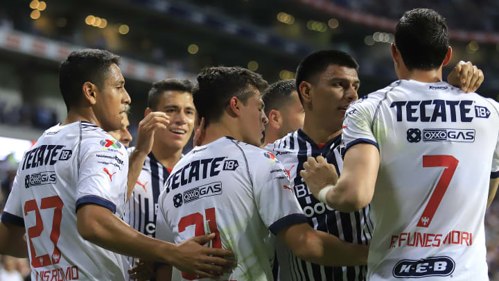 Jugadores de Rayados de Monterrey celebran un gol. Jugadores de Rayados de Monterrey celebran un gol.