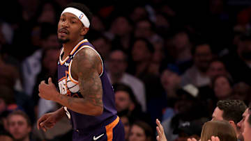 Phoenix Suns v New York Knicks