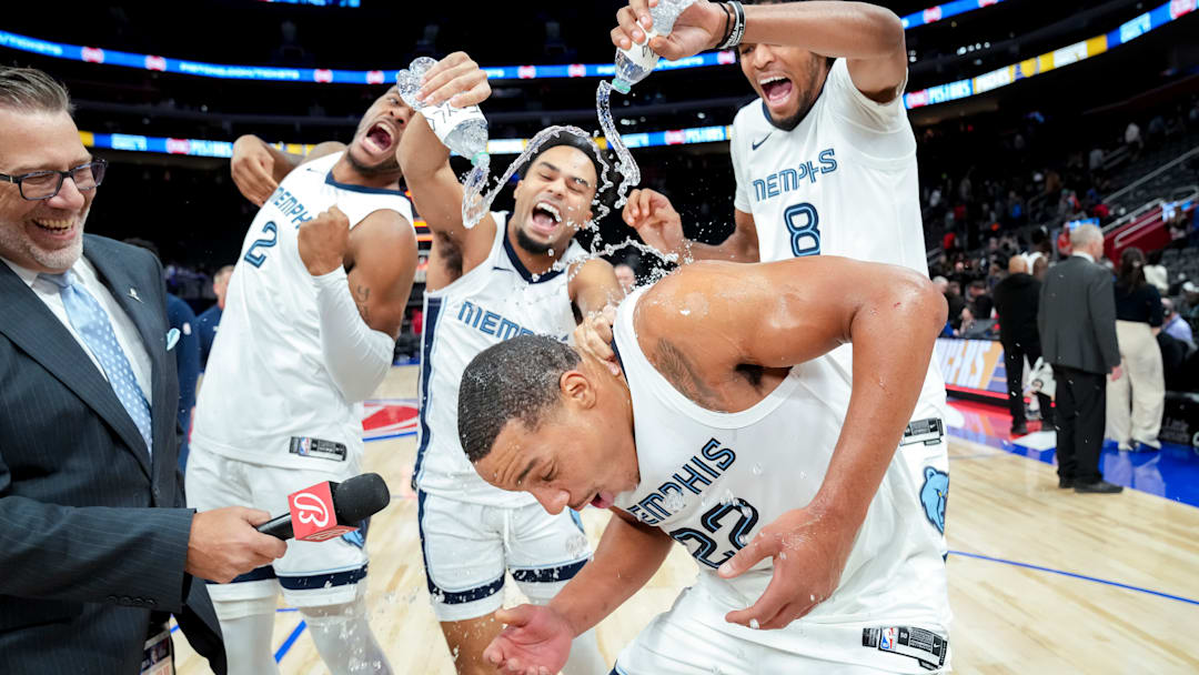 Memphis Grizzlies v Detroit Pistons