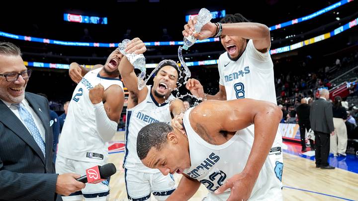 Memphis Grizzlies v Detroit Pistons