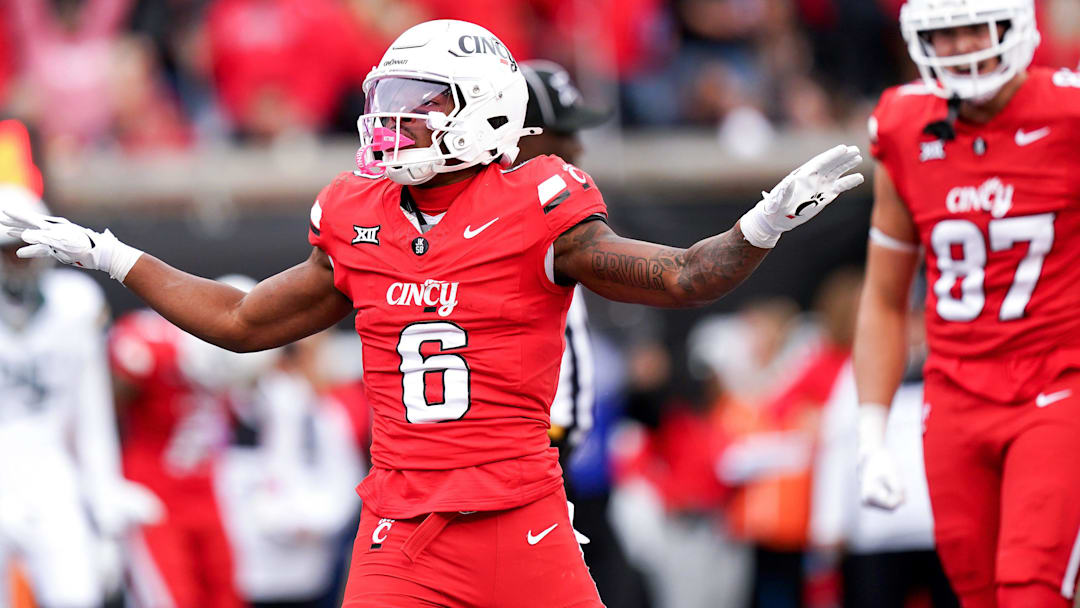 Cincinnati Bearcats running back Evan Pryor (6) celebrates after scoring a touchdown in the first quarter of a NCAA men’s football game between the Cincinnati Bearcats and Baylor Bears, Saturday, Oct. 25, 2025, at Nippert Stadium in Cincinnati.