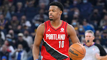 Dennis Smith es baja en Portland Trail Blazers por el COVID-19