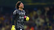 Guillermo Ochoa podría salir del América