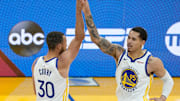 Juan Toscano-Anderson juega con Golden State Warriors