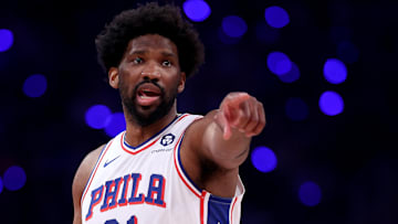 Embiid logró uno de los mejores contratos en la NBA