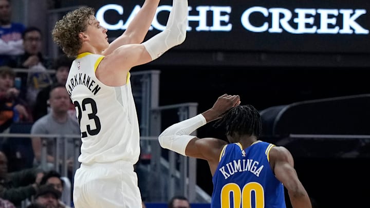 Utah Jazz v Golden State Warriors