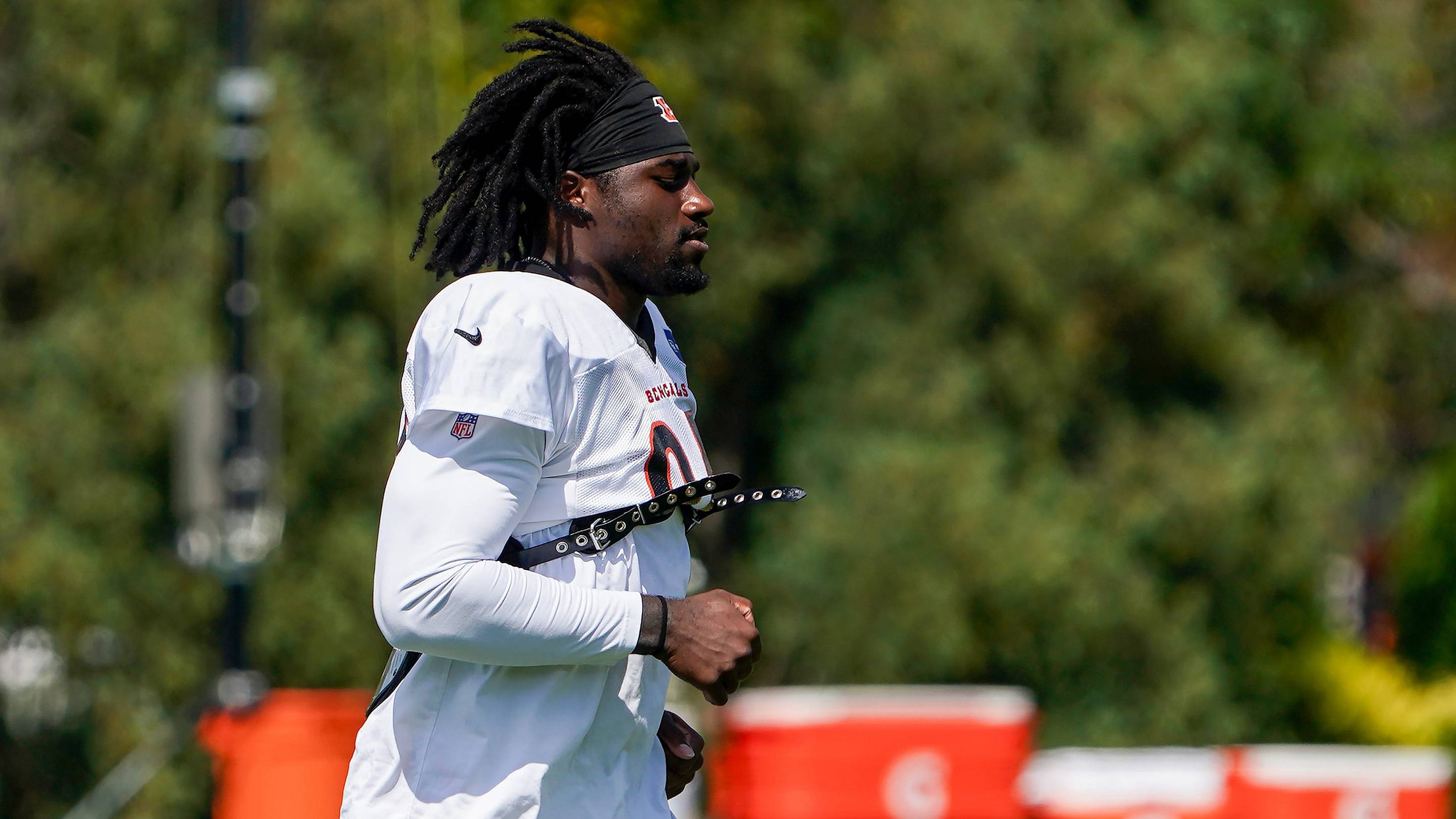 Cincinnati Bengals defensive end Shemar Stewart (94) attends practice at Kettering Health Practice Fields, Wednesday, Sept. 2, 2026, in downtown Cincinnati.