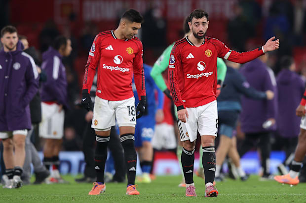 คาเซมิโร่ (ซ้าย) และบรูโน่ เฟร์นานเดส