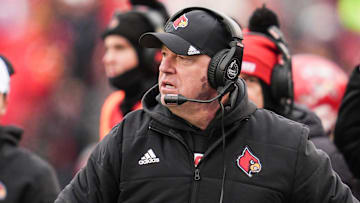Louisville Cardinals head coach Jeff Brohm