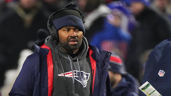 Uncertainty lingers in New England after a disappointing season for Mayo and the Patriots. Uncertainty lingers in New England after a disappointing season for Mayo and the Patriots.