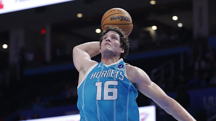 Charlotte Hornets, PJ Hall