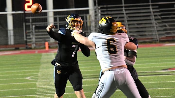 Matt Ponatoski sees another touchdown completion coming for Moeller in the OHSAA Division I state football semifinal at Pat Mancuso Field, Nov. 29, 2024.