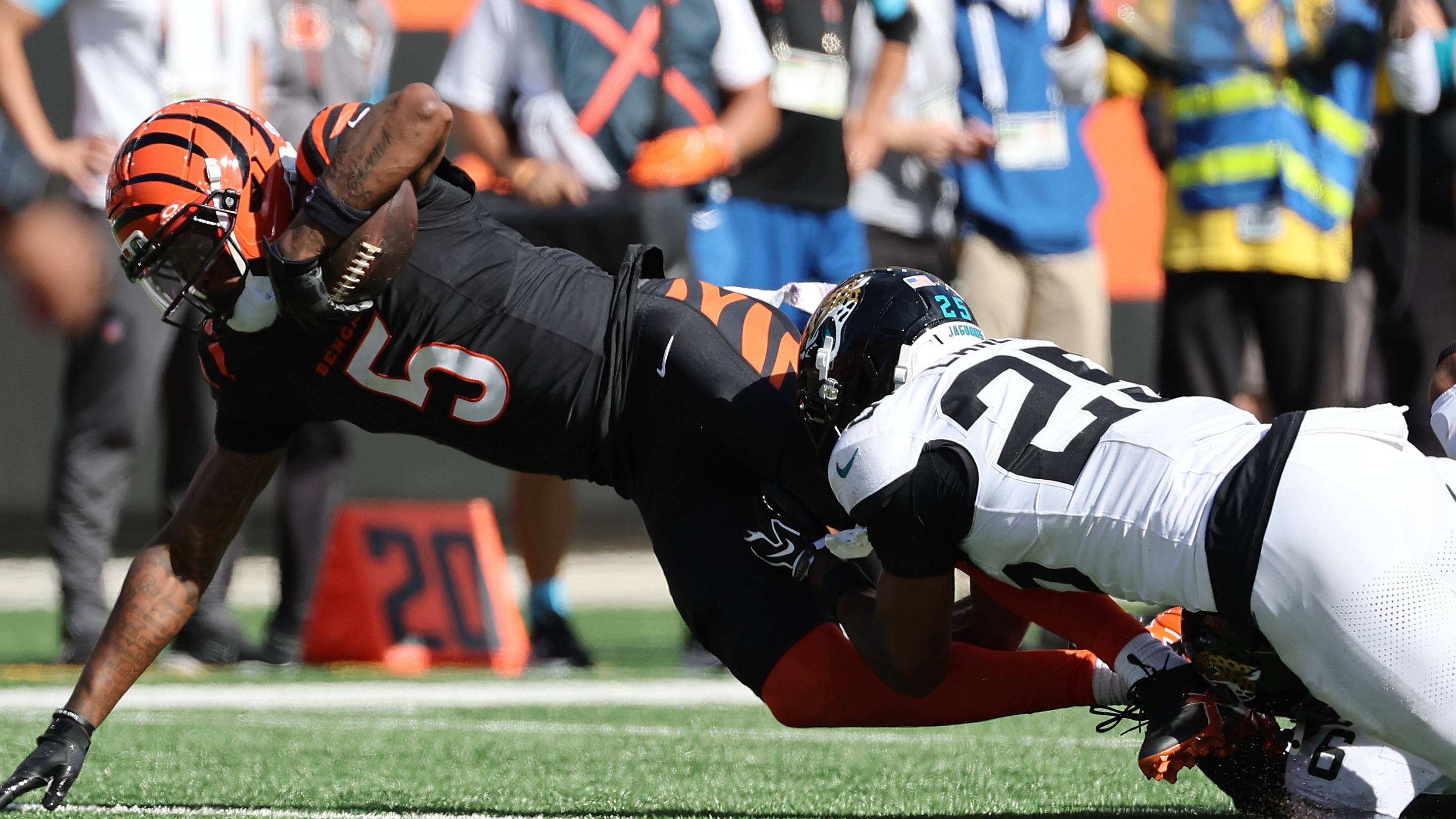 Rayuan Lane’s last-minute stand is proof of Jaguars’ gritty brand of football