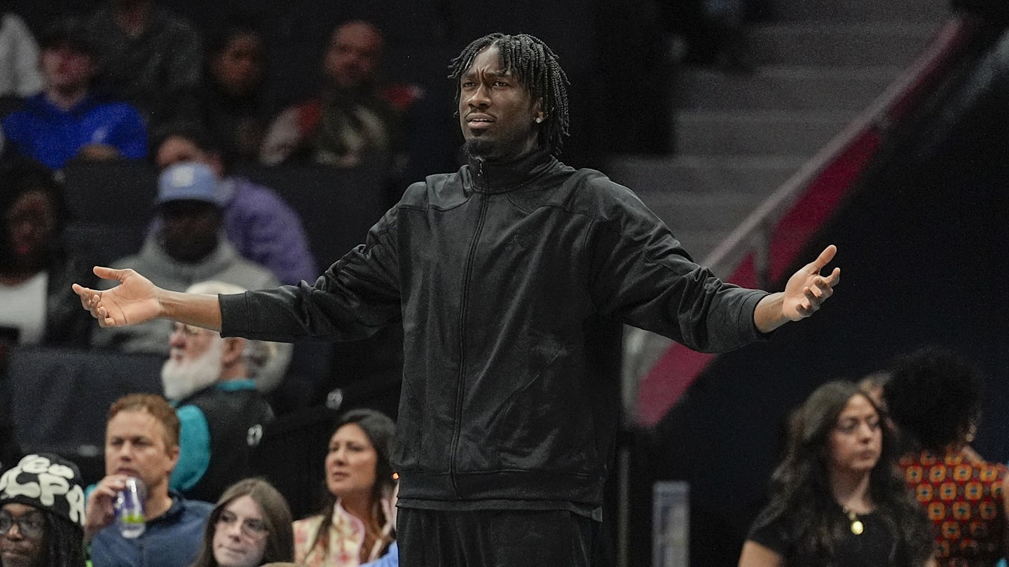 Charlotte Hornets Weigh Key Contracts, Trades Ahead 2025 NBA Draft