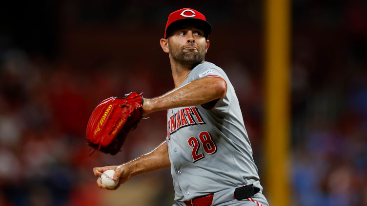 Cincinnati Reds pitcher Nick Martinez