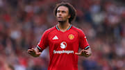 Joshua Zirkzee könnte Manchester United schon bald wieder verlassen