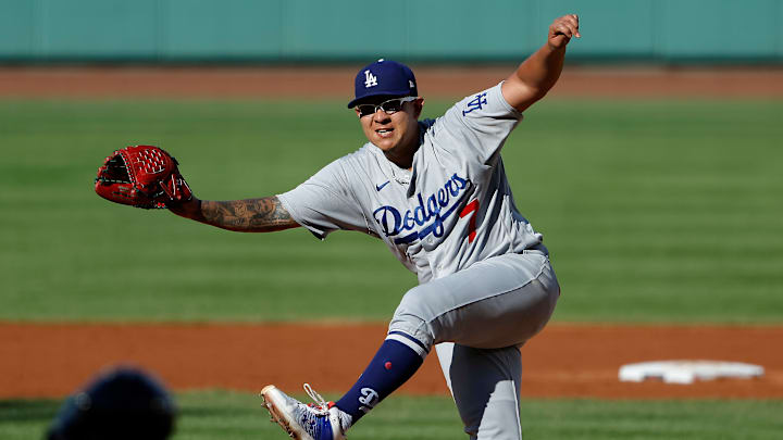 Julio Urías usando el número 7 con los Dodgers de Los Angeles Julio Urías usando el número 7 con los Dodgers de Los Angeles