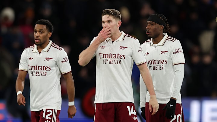 Arsenal va devoir lutter pour remporter ce match. Arsenal va devoir lutter pour remporter ce match.