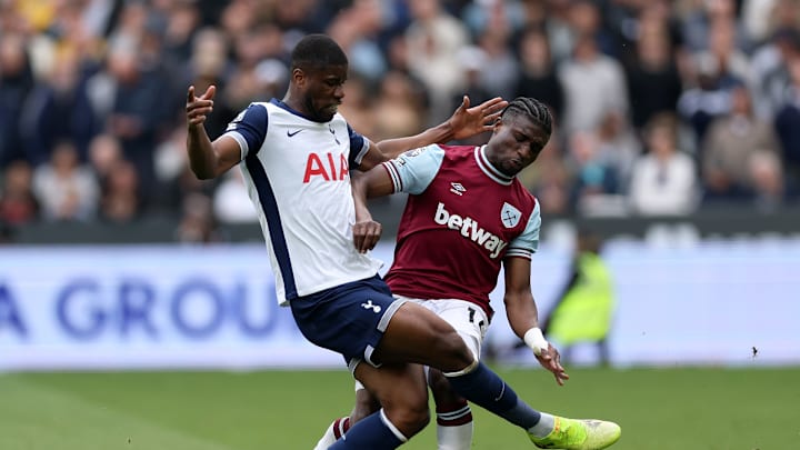 West Ham United FC v Tottenham Hotspur FC - Premier League