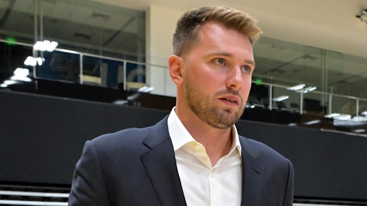 Los Angeles Lakers guard Luka Doncic announces the signing of a 3-year, $165 million contract extension.