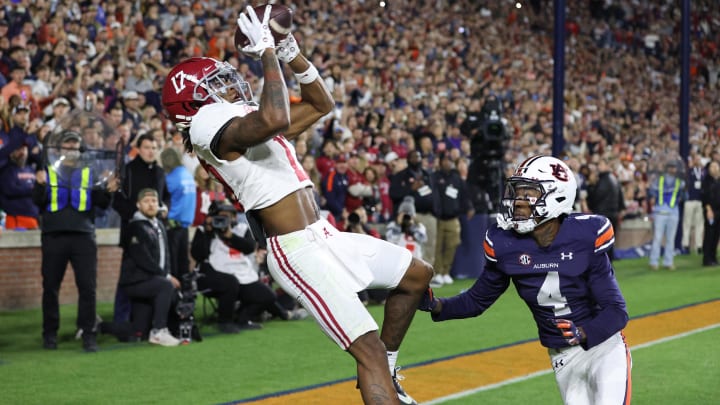 Alabama Crimson Tide wide receiver Isaiah Bond transferred to Texas after the 2023 season.