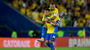 Daniel Alves e Thiago Silva são os jogadores mais velhos do atual elenco do Brasil