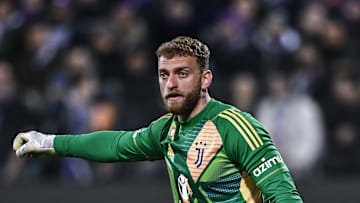 Michele Di Gregorio was hindered by Juve's poor defence against Fiorentina