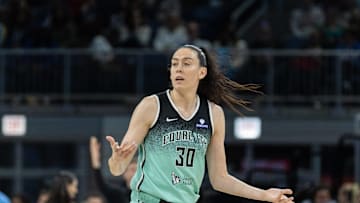Chicago, USA, May 22, 2025: Breanna Stewart (30 New York Liberty) reacts to a play during the game between the Chicago Sky and New York Liberty on Thursday May 22, 2025 at Wintrust Arena, Chicago, USA. 