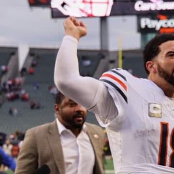 Nov 2, 2025; Cincinnati, Ohio, USA; Chicago Bears quarterback Caleb Williams (18) acknowledges the crowd and walks off the field after defeating the Cincinnati Bengals in the fourth quarter at Paycor Stadium.