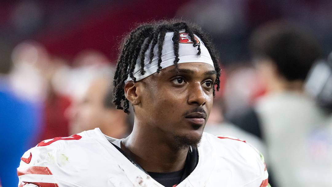 San Francisco 49ers wide receiver Jacob Cowing (19)