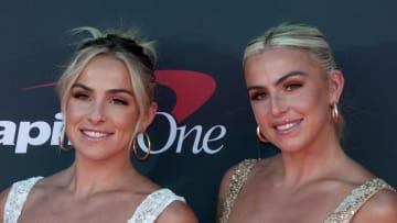 Hanna Cavinder and Haley Cavinder