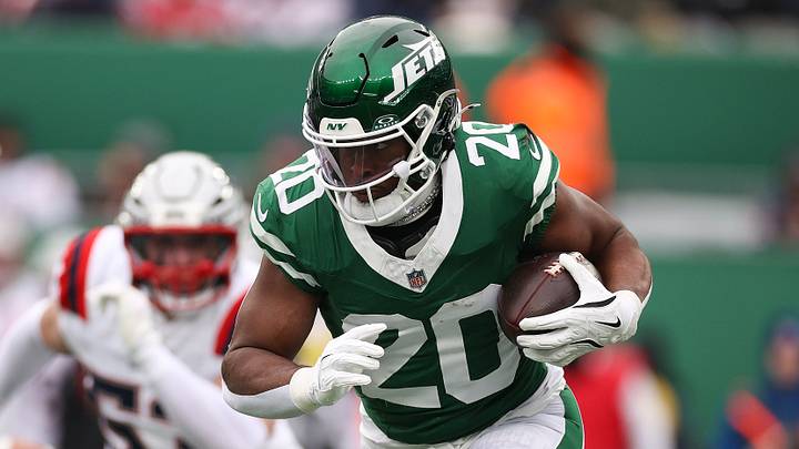 New England Patriots v New York Jets - NFL 2025