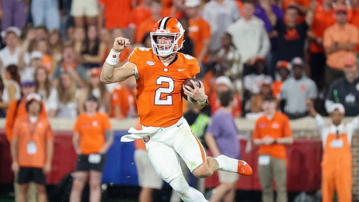 Louisville v Clemson