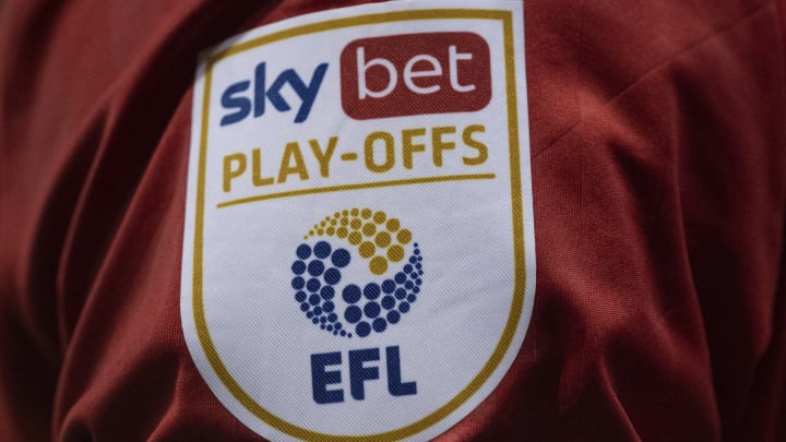 Luton, Middlesbrough, Coventry et Sunderland sont les quatre clubs qui disputeront les demi-finales des playoffs les 16 et 17 mai. 