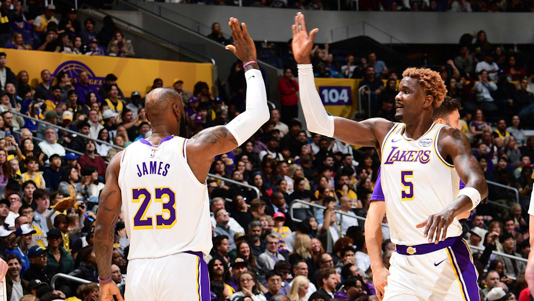 Sacramento Kings v Los Angeles Lakers