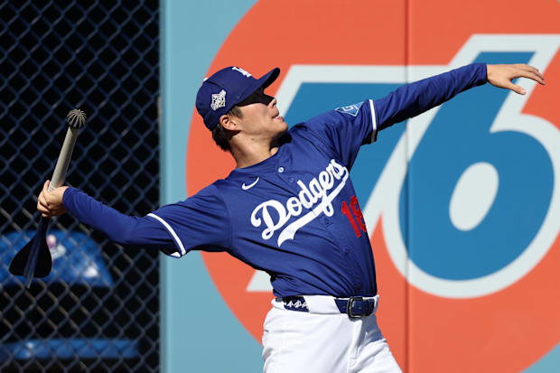 Yoshinobu Yamamoto Yoshinobu Yamamoto